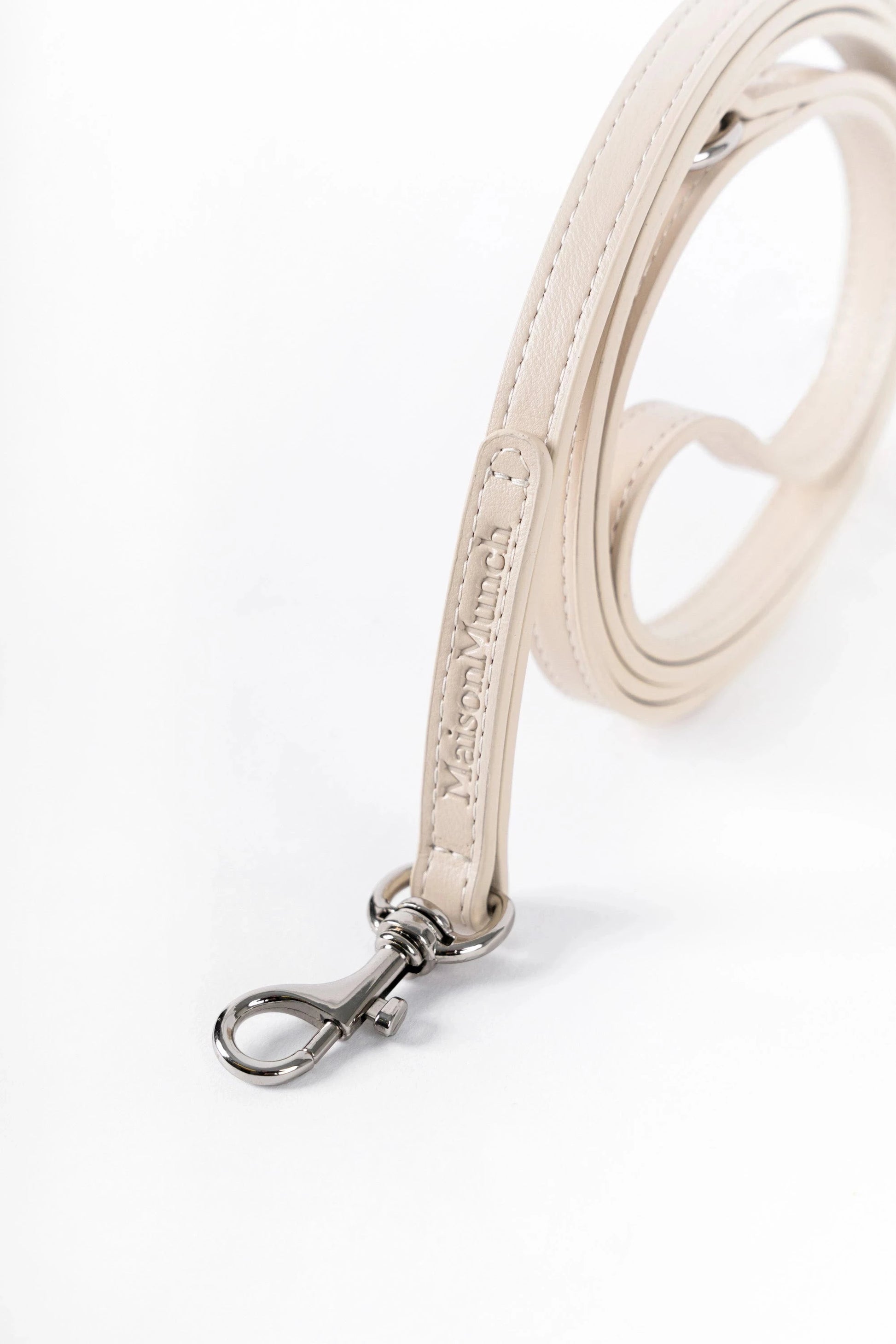 The Cream Leash Maison Munch
